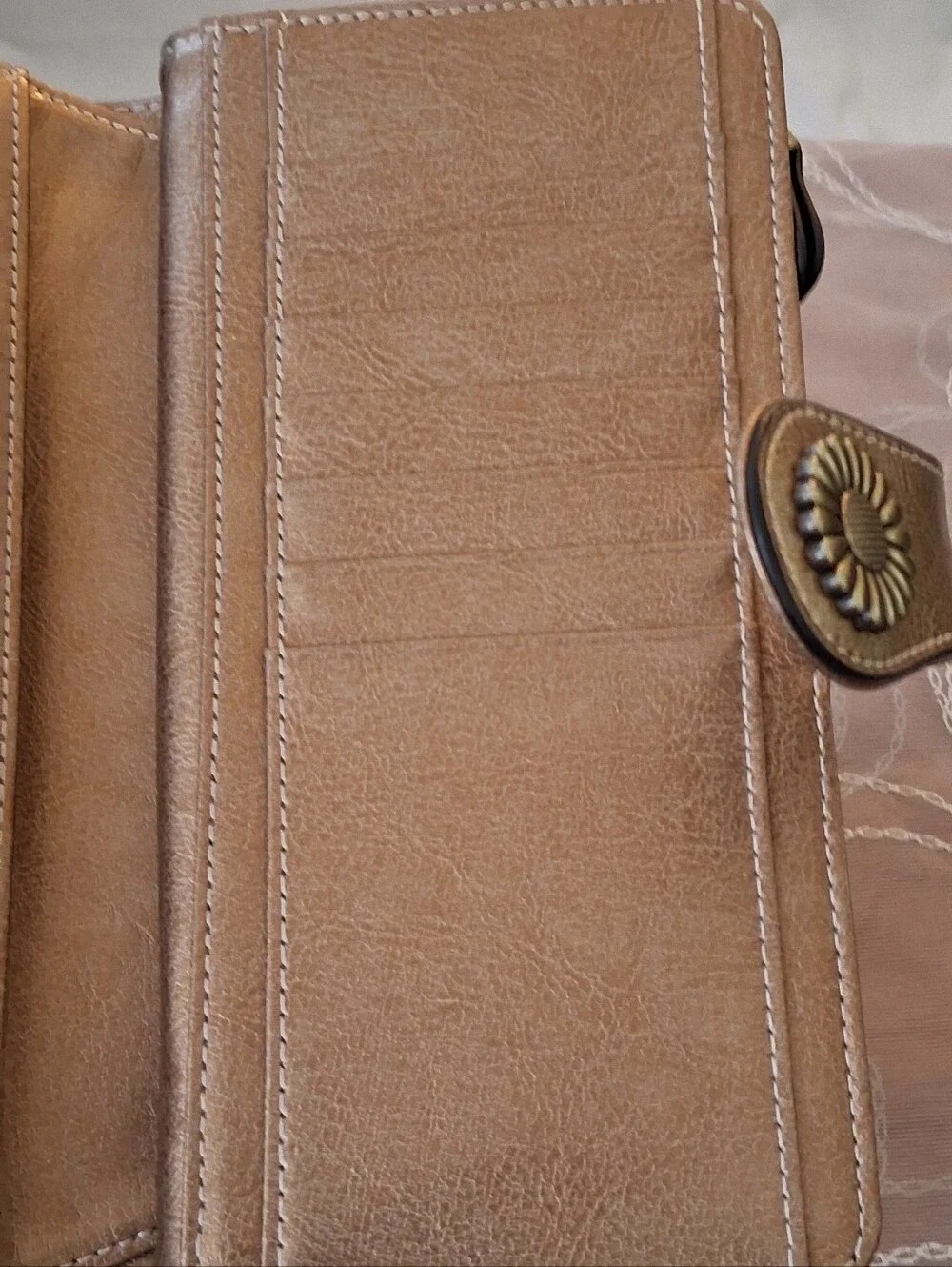 Sendifin Large Capacity Goldtone Clutch Wallet W/RFID Blocking